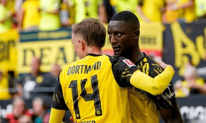 德甲关键时刻走向成谜，尤文图斯再遭质疑，底气十足，控场能力受关注-开云体育